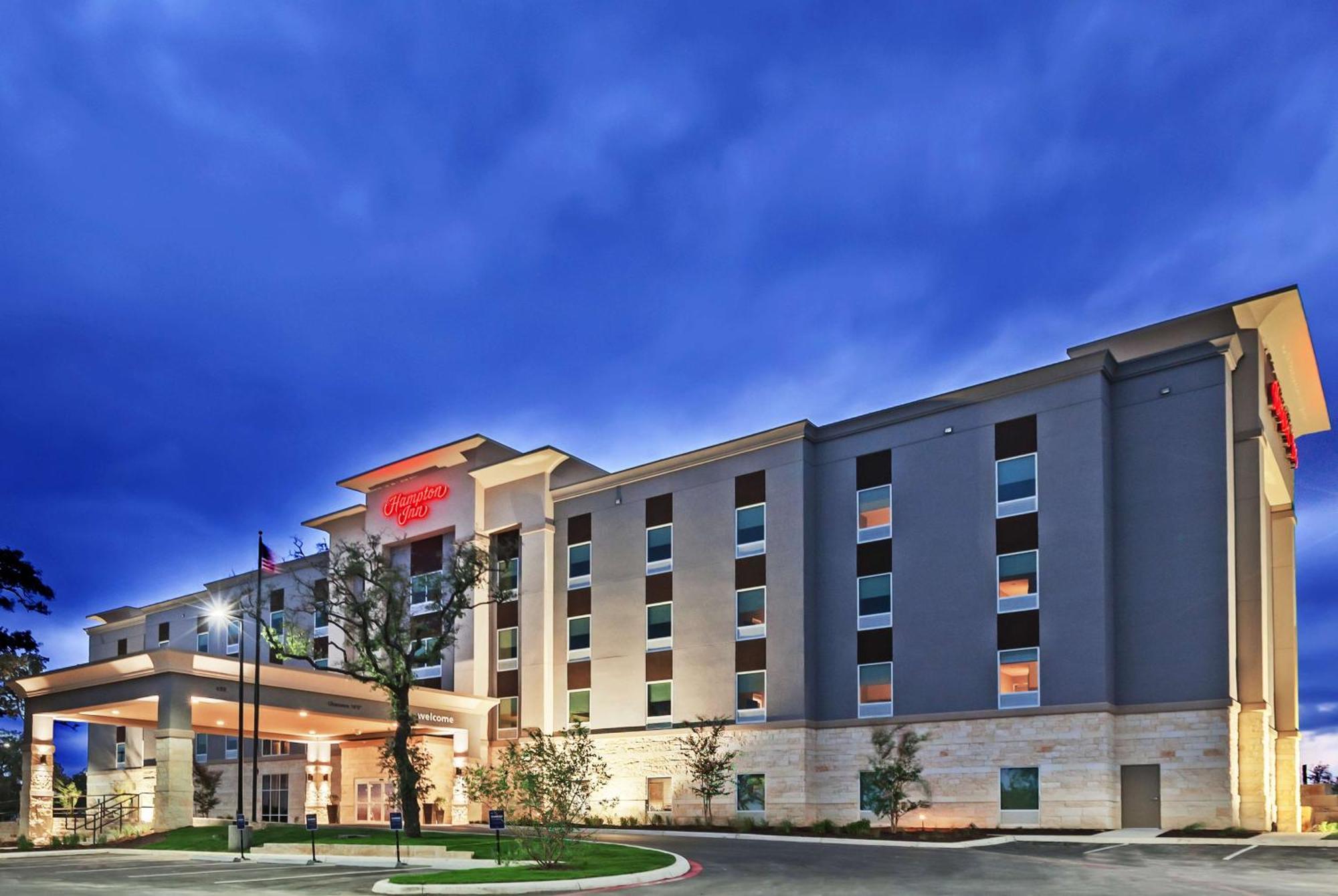 Hampton Inn By Hilton Bulverde Texas Hill Country Exterior photo